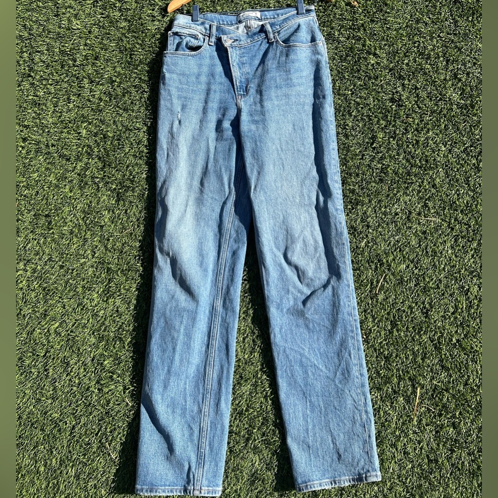 Abercrombie the 90s straight ultra high rise jeans with cross cross waistband - Picture 2 of 6